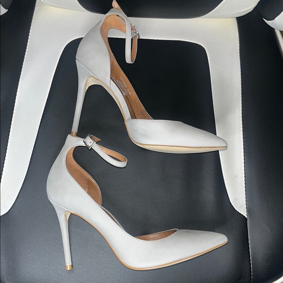 Steve Madden Gray Women's Strap Heels Size 8 1/2 M - Picture 10 of 17